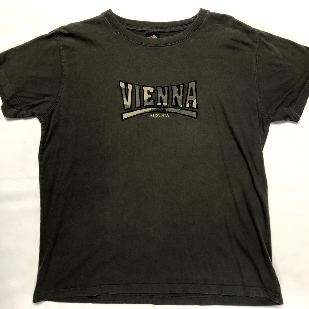 VINTAGE VIENNA T-SHIRT